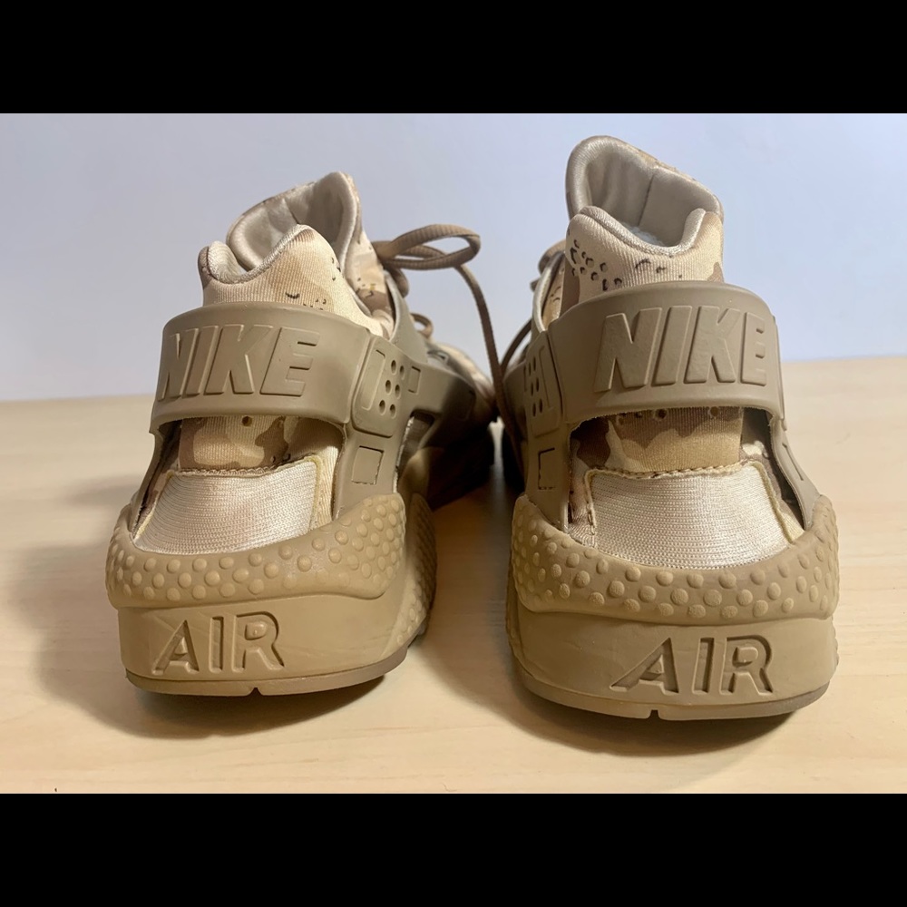 Nike Air Huarache Run
Desert Camo - Picture 8 of 10